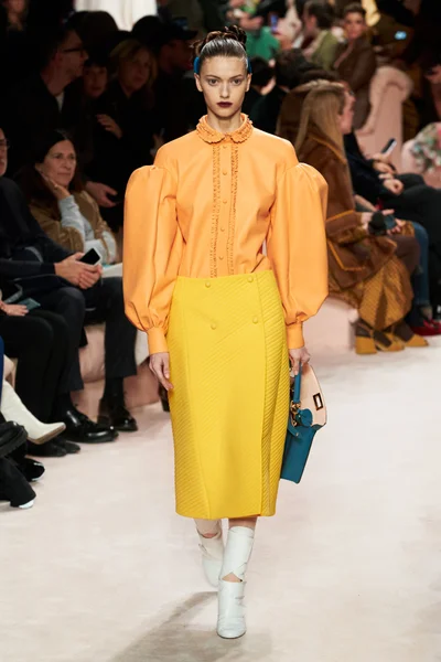 Look 31